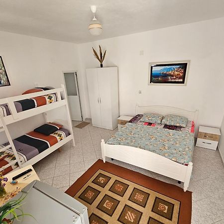 Aeria Rooms Himare Exterior foto